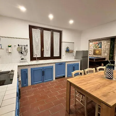 Vakantiehuis In With Pool On Umbrian Hills *